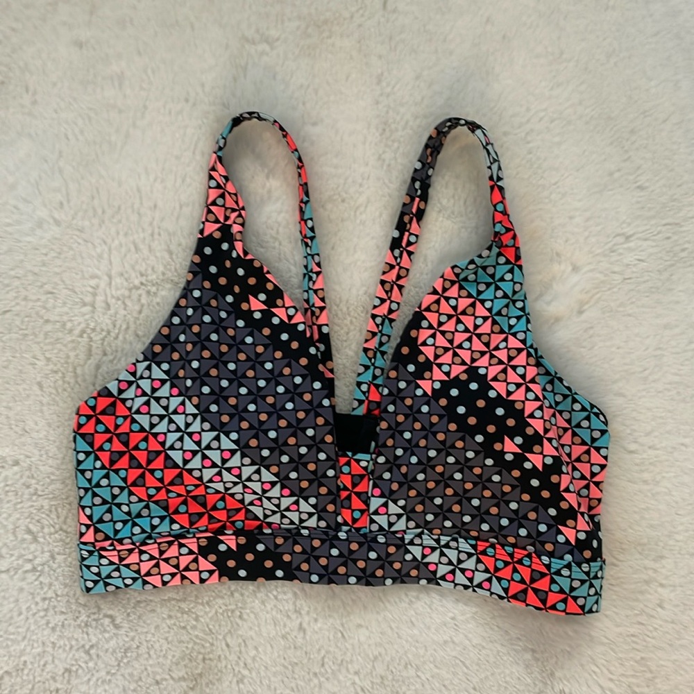 Victoria Sports bra size medium